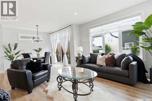 246 Prasad Manor, Saskatoon, SK - Indoor Photo Showing Living Room