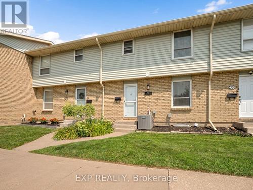 32 - 242 LAKEPORT ROAD  St. Catharines (Lakeport), ON L2N 6V2