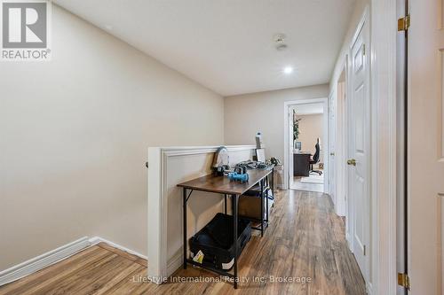 27 - 105 Bard Boulevard, Guelph (Pineridge/Westminster Woods), ON - Indoor Photo Showing Other Room