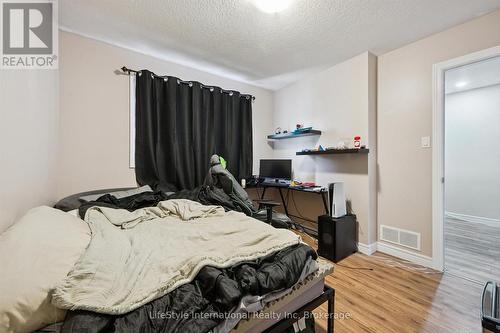 27 - 105 Bard Boulevard, Guelph (Pineridge/Westminster Woods), ON - Indoor Photo Showing Bedroom