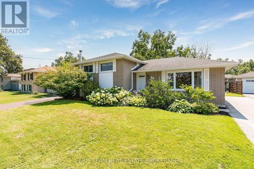 89 STEEL STREET  Barrie, ON L4M 2G1
