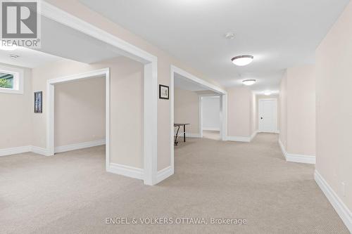 1408 Blackhorse Court, Ottawa, ON - Indoor Photo Showing Other Room
