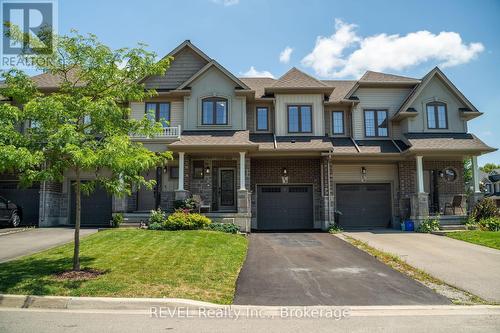 38 DENNIS DRIVE  West Lincoln (Smithville), ON L0R 2A0