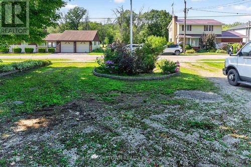 You have wonderful landscaping - 116 Mill Creek Drive, Rideau Lakes, ON 