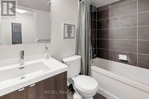 306 - 352 Front Street W, Toronto (Waterfront Communities), ON - Indoor Photo Showing Bathroom
