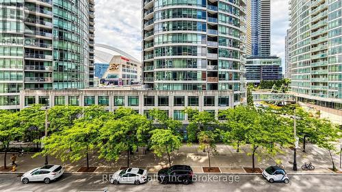 306 - 352 Front Street W, Toronto (Waterfront Communities), ON - Outdoor With Balcony