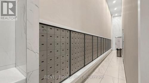 306 - 352 Front Street W, Toronto (Waterfront Communities), ON - Indoor
