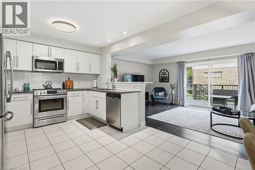 635 Saginaw Parkway Unit# 72, Cambridge, ON - Indoor Photo Showing Kitchen With Stainless Steel Kitchen