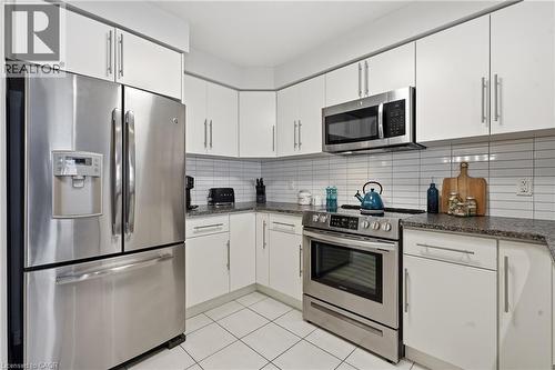 635 Saginaw Parkway Unit# 72, Cambridge, ON - Indoor Photo Showing Kitchen With Stainless Steel Kitchen With Upgraded Kitchen