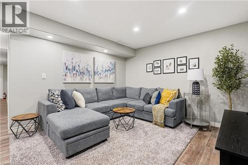 635 Saginaw Parkway Unit# 72, Cambridge, ON - Indoor Photo Showing Living Room