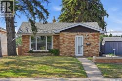 825 L AVENUE N  Saskatoon, SK S7L 2R3