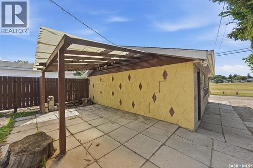 825 L Avenue N, Saskatoon, SK - Outdoor