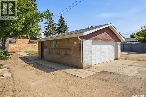 825 L Avenue N, Saskatoon, SK - Outdoor With Exterior