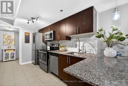 Large Kitchen - Th3 - 11 Superior Avenue, Toronto (Mimico), ON - Indoor Photo Showing Kitchen With Upgraded Kitchen