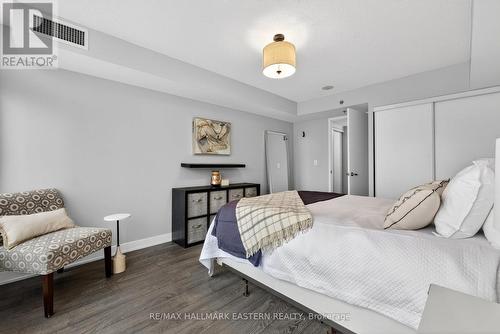 Large Bedroom - Th3 - 11 Superior Avenue, Toronto (Mimico), ON - Indoor Photo Showing Bedroom