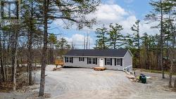 1864 LAKEHURST ROAD  Trent Lakes, ON K0L 1J0