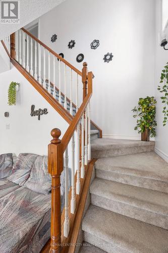2 Fenwick Court, St. Thomas, ON - Indoor Photo Showing Other Room