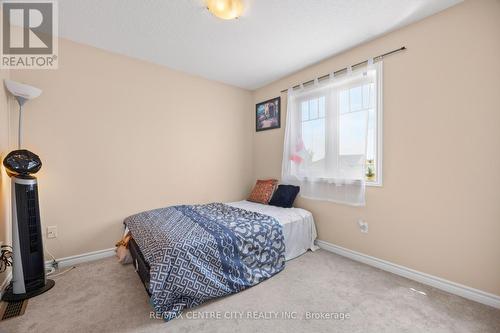 2 Fenwick Court, St. Thomas, ON - Indoor Photo Showing Bedroom