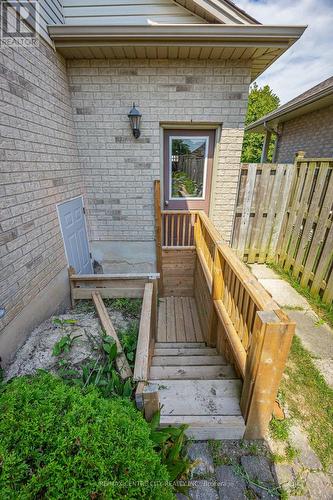 2 Fenwick Court, St. Thomas, ON - Outdoor With Deck Patio Veranda With Exterior