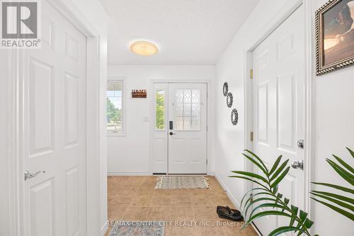 2 Fenwick Court, St. Thomas, ON - Indoor Photo Showing Other Room