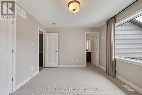 1202 Spoor Street, Ottawa, ON - Indoor Photo Showing Other Room