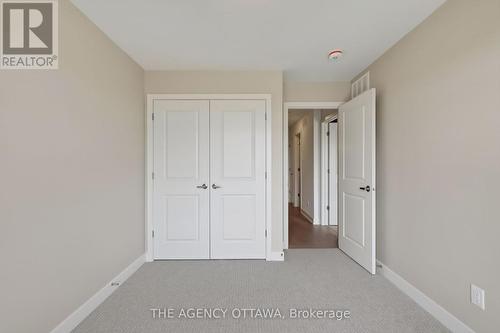 1202 Spoor Street, Ottawa, ON - Indoor