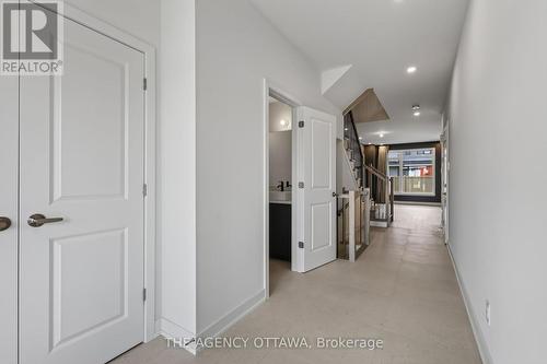 1202 Spoor Street, Ottawa, ON - Indoor Photo Showing Other Room