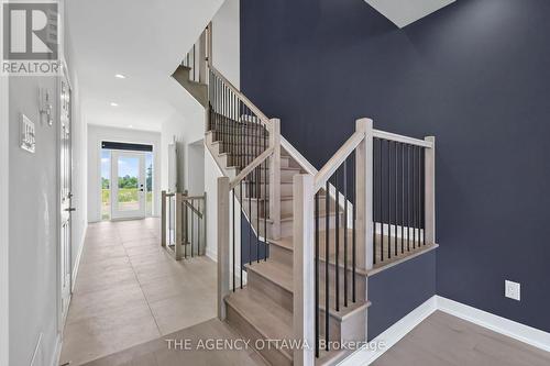 1202 Spoor Street, Ottawa, ON - Indoor Photo Showing Other Room