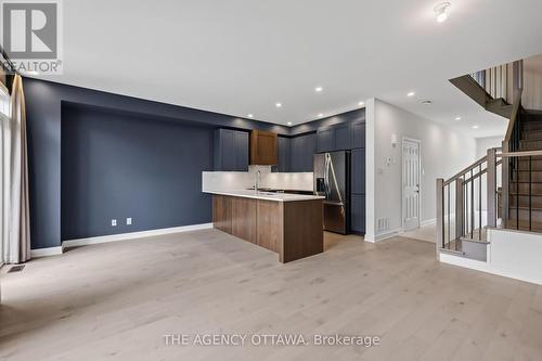 1202 Spoor Street, Ottawa, ON - Indoor Photo Showing Kitchen