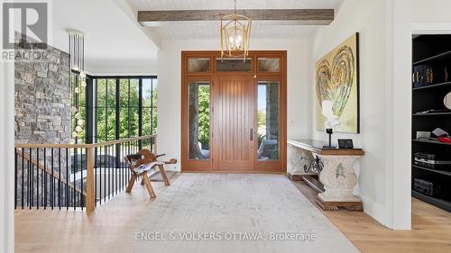 1547 John Quinn Road, Ottawa, ON - Indoor Photo Showing Other Room