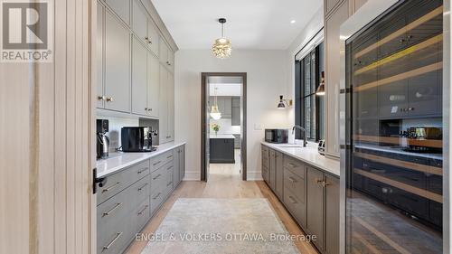1547 John Quinn Road, Ottawa, ON - Indoor Photo Showing Kitchen
