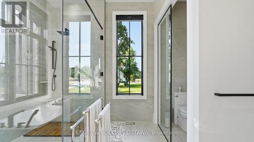 1547 John Quinn Road, Ottawa, ON - Indoor Photo Showing Other Room