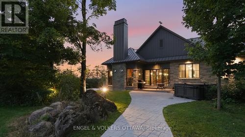 1547 John Quinn Road, Ottawa, ON - Outdoor
