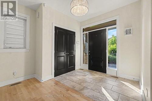 523 Adamson Crescent, Ottawa, ON - Indoor Photo Showing Other Room