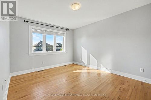 523 Adamson Crescent, Ottawa, ON - Indoor Photo Showing Other Room
