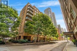 201 - 99 HAYDEN STREET Toronto, ON M4Y 3B4