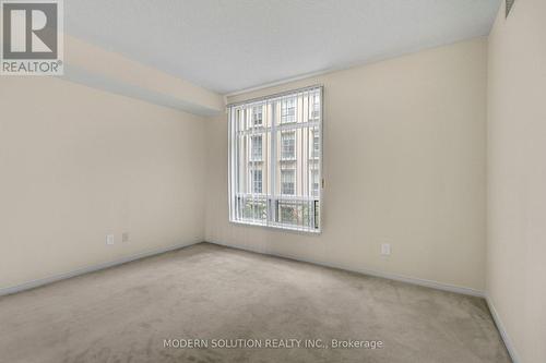 201 - 99 Hayden Street, Toronto, ON - Indoor Photo Showing Other Room