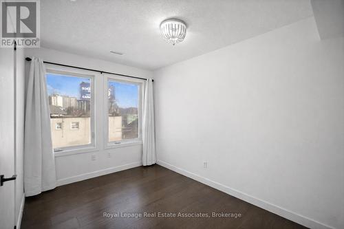 40 - 2059 Weston Road, Toronto, ON - Indoor Photo Showing Other Room