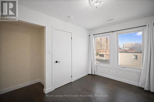 40 - 2059 Weston Road, Toronto, ON - Indoor Photo Showing Other Room