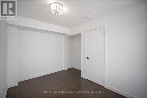 40 - 2059 Weston Road, Toronto, ON - Indoor Photo Showing Other Room