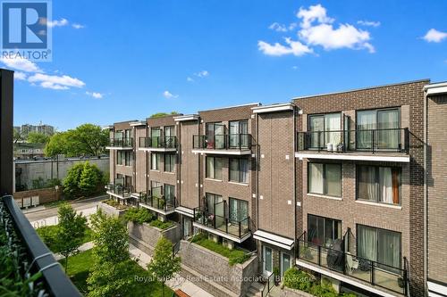 40 - 2059 Weston Road, Toronto, ON - Outdoor