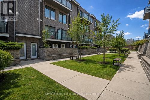 40 - 2059 Weston Road, Toronto, ON - Outdoor