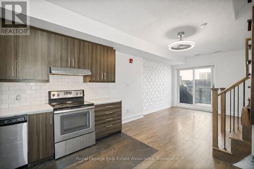 40 - 2059 Weston Road, Toronto, ON - Indoor Photo Showing Kitchen