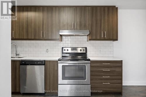 40 - 2059 Weston Road, Toronto, ON - Indoor Photo Showing Kitchen With Stainless Steel Kitchen