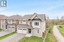 2263 LOZENBY STREET  Innisfil, ON L9S 0M8