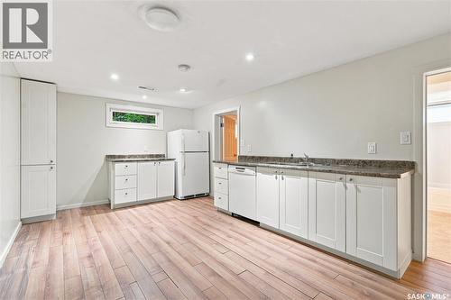 2302 Hanover Avenue, Saskatoon, SK - Indoor