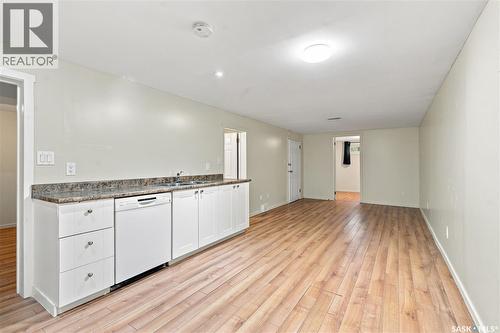 2302 Hanover Avenue, Saskatoon, SK - Indoor