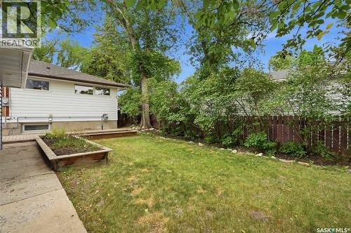 2302 Hanover Avenue, Saskatoon, SK - Outdoor