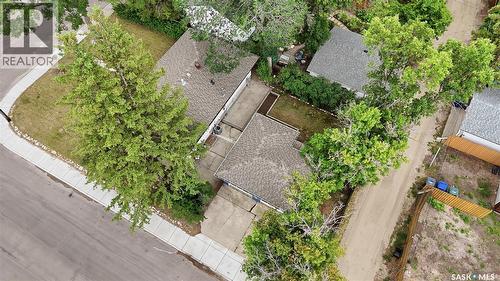 2302 Hanover Avenue, Saskatoon, SK - Outdoor
