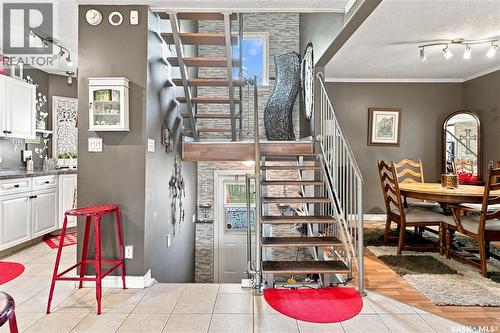4828 8Th Avenue, Regina, SK - Indoor
